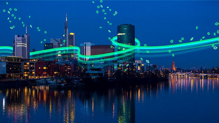 Flipping Green Switch EU US